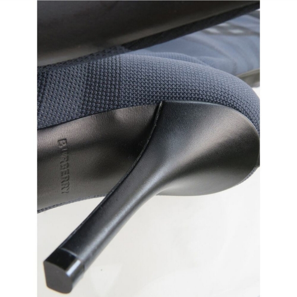 $1000 BURBERRY DOLMAN NAVY GRAY KNITTED CHECK KNEE HIGH HEEL SOCK BOOTS 38 - Picture 12 of 12